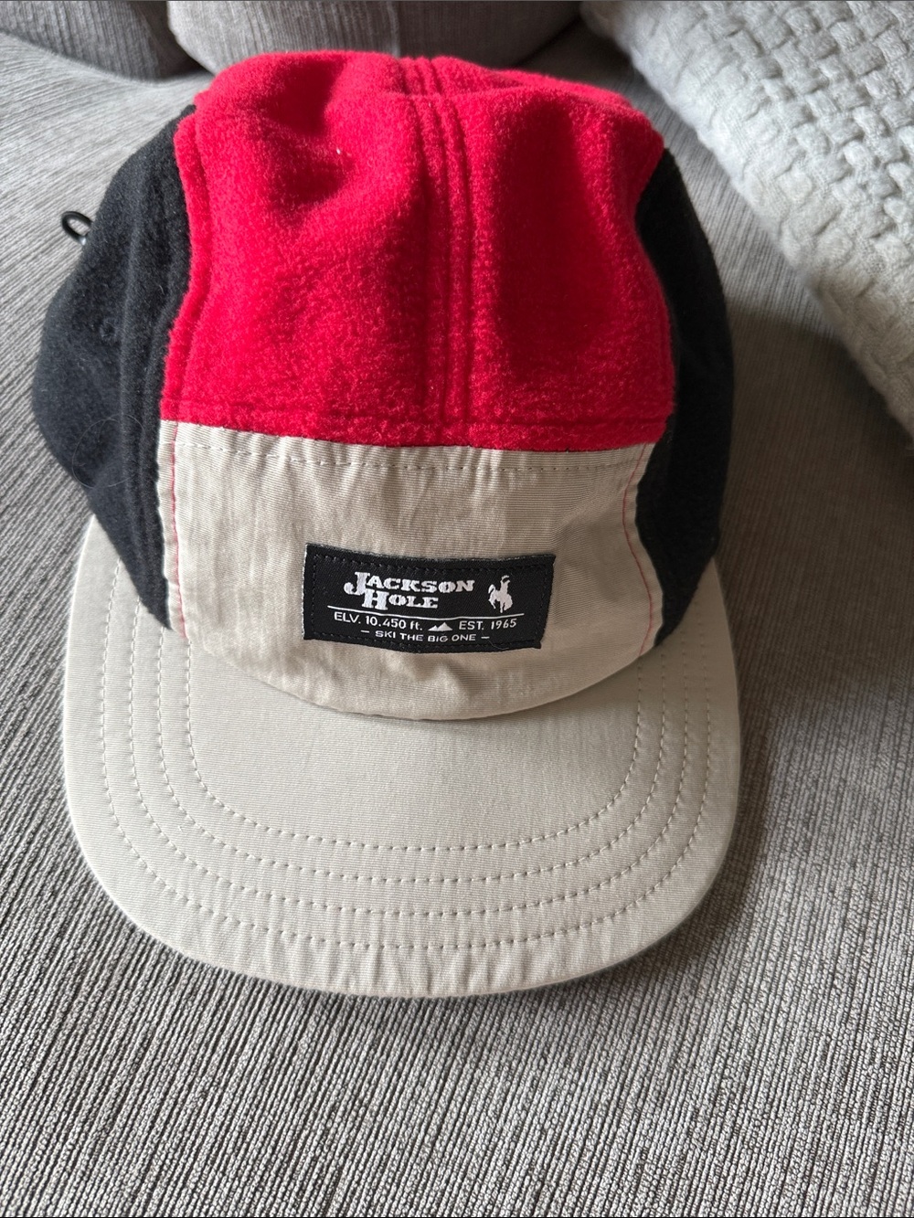 NEW Jackson Hole Colorblock Fleece Cap in Red, Black & Cream